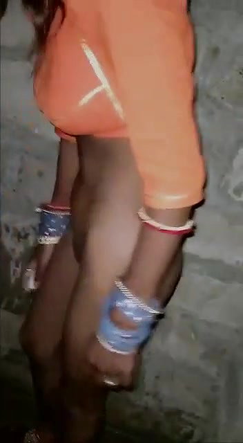 patli ladki chut dhoya