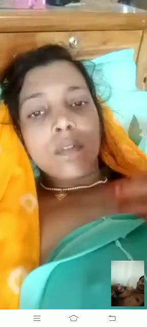 wife ne vc mein boob dikhayi