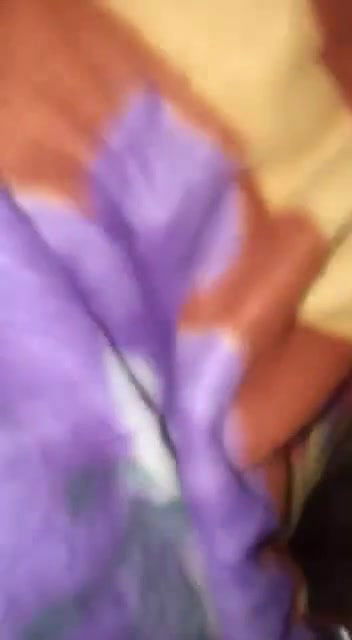 saree uthake bhabhi ki pelai