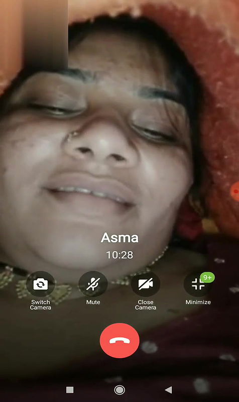 bhabhi ne apni chut dikhayi video call per