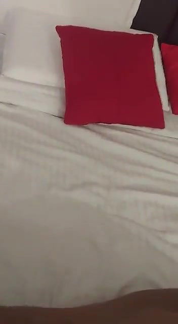 nude bhabhi video on bed