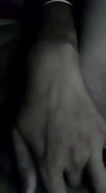 chubby bhabhi ne apni chut ragdi