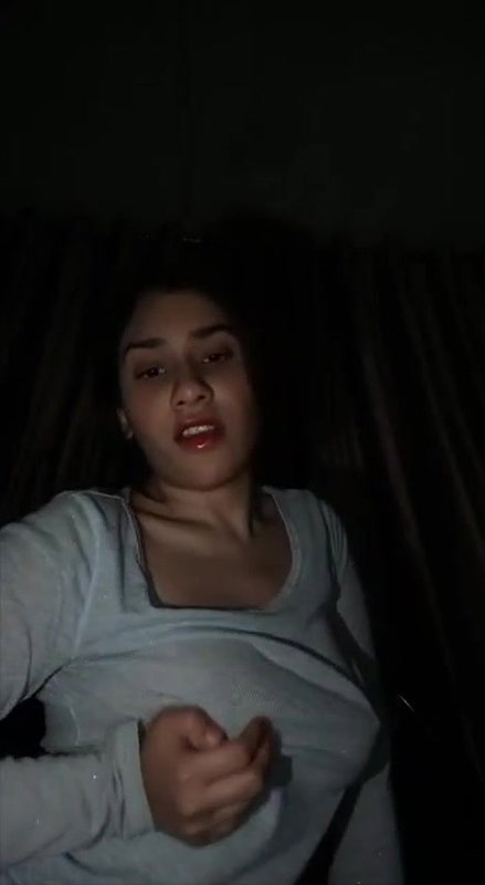 Horny Sexy Figure Babe Showing Nude Dancing 4