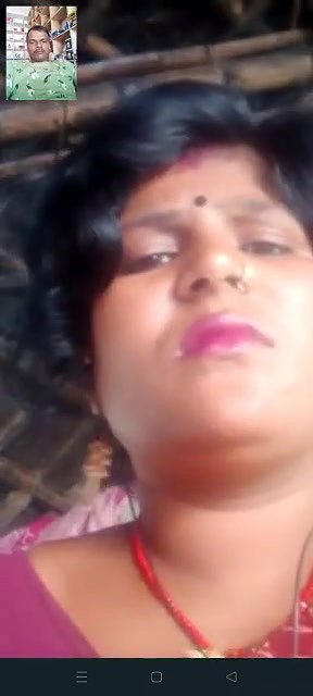 dehati bhabhi showing nudes on video call to devar
