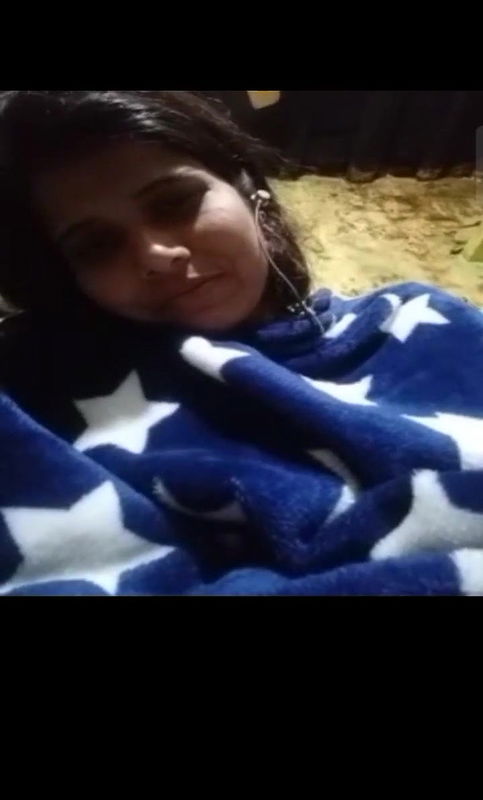 milk tanker bhabhi showing big boobs