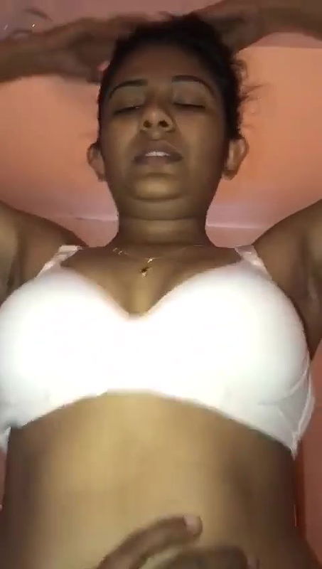 Lankan TV Host Hard Fucking Riding On Husband Dick Moaning In Hotel