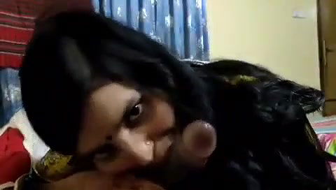 Married Bhabi Showing Giving Blowjob 3