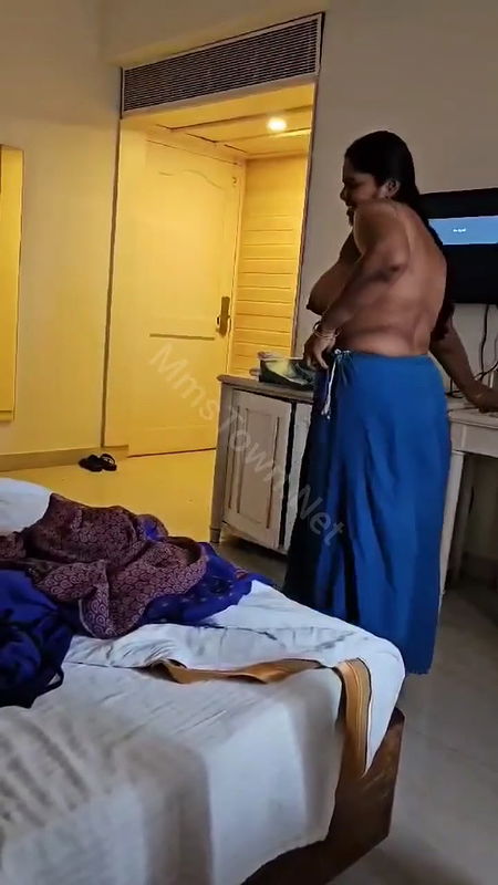 Tamil Aunty Changing Clothes Nude Captured In Hotel Clear Talking 2