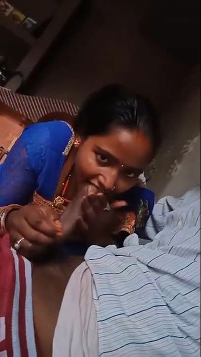 village guy recording bhabhi blowing