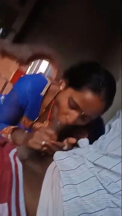 village guy recording bhabhi blowing