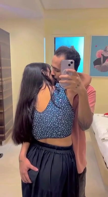 1 5042279888833217727