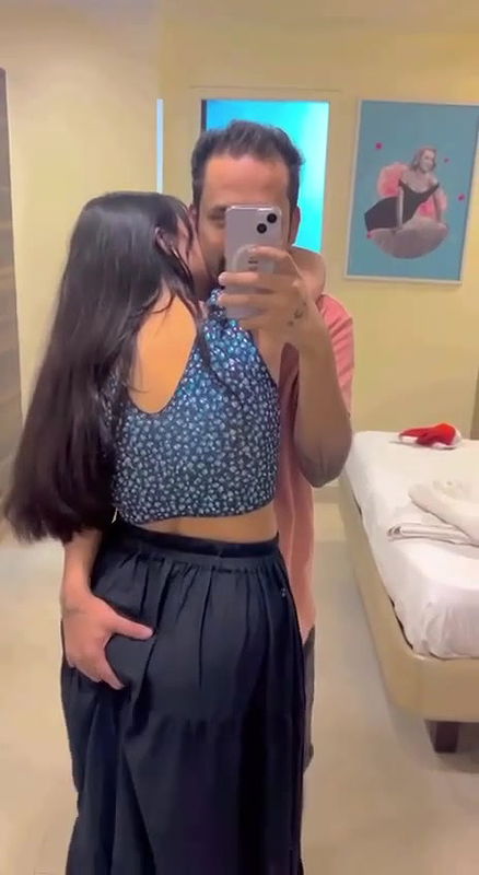 1 5042279888833217727