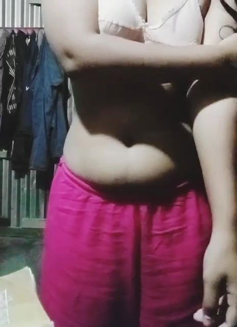 girl undressed to show navel