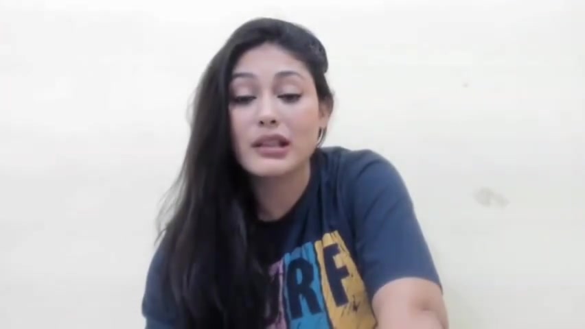web cam girl showing big boob