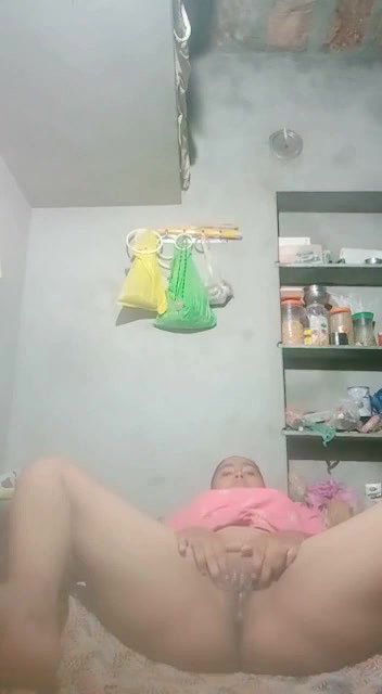 let ke bhabhi ne chut dikhayi