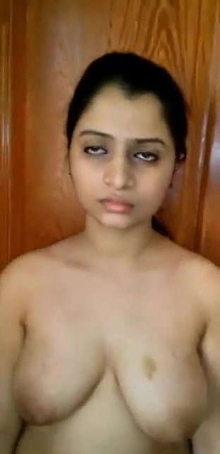 nangi video banayii bf ne