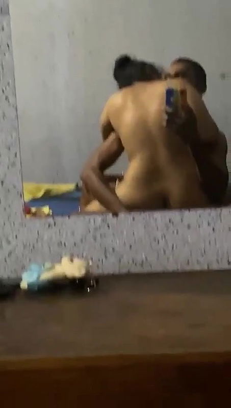 Lankan Horny Model Kissing Riding On Ex Boyfriend Dick 2