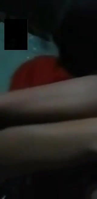 ladki ne chuche dikhayi