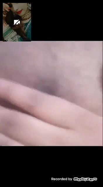 boob showing on vc