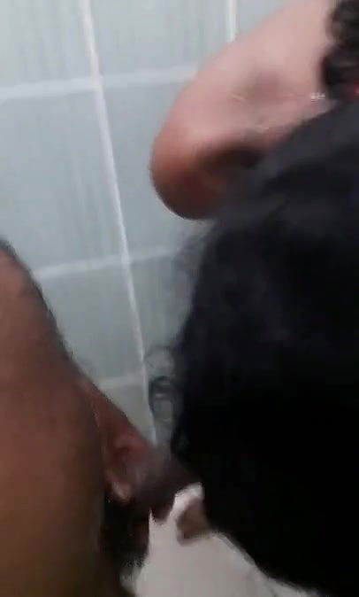 Srilankan bathroom sex video