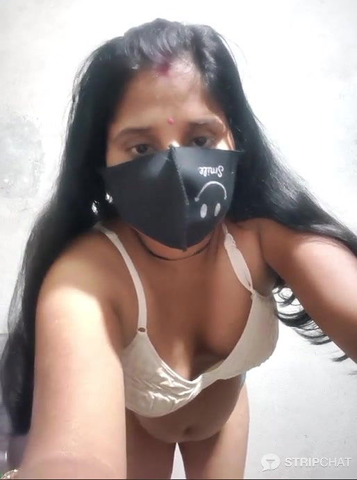 Stripchat Curvy Chaaya