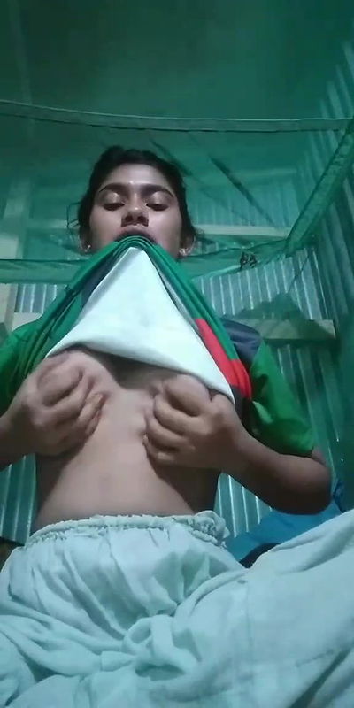 Young GF Pressing Boobs Fingering 1