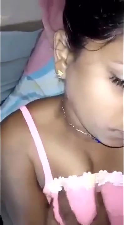 sexy chubby Tamil girl boob press and topless show