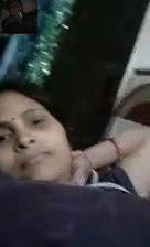 Sweet Desi Bhabhi show her Nude
