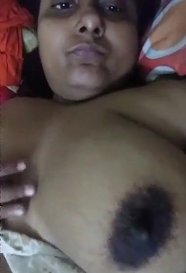 Busty Bangladeshi girl showing her nude big boobs
