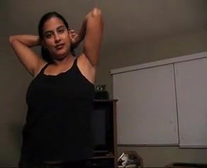 desi girl sucking dick after showing ass