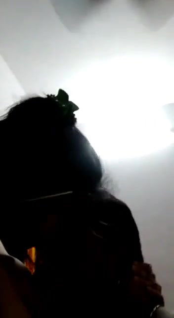 chubby girl rdidng boyfriend