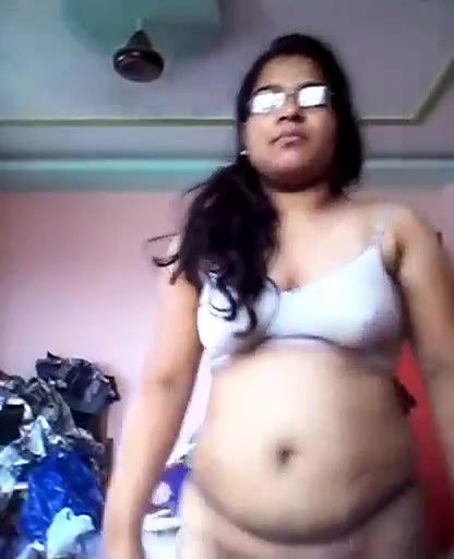 saree kholke bhabhi nangi hui