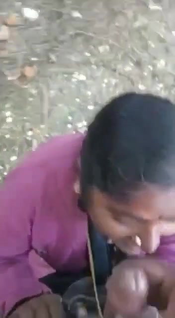 Tamil Aunty Viral Video with tamil hot talks