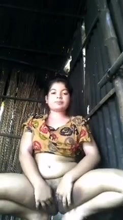 pussy show and fingering