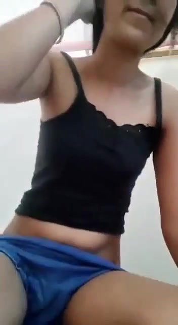 hot slim desi girl pussy show and boob pressing