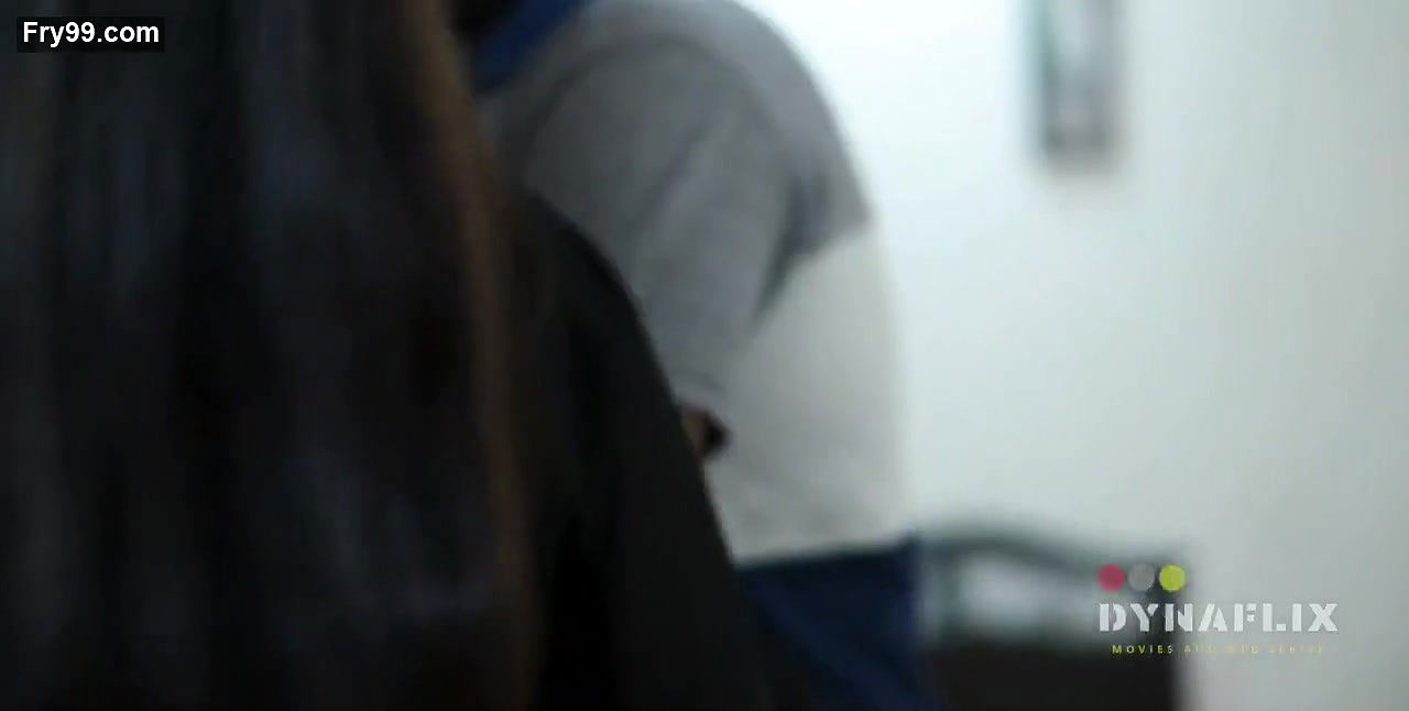 Birthday Gift (2021) UNRATED 720p  HDRip DynaFlix Originals Hindi Short Film