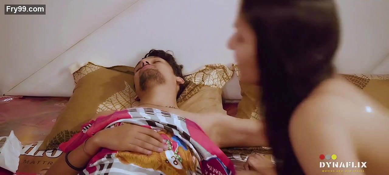 Stranger (2021) UNRATED 720p  HDRip DynaFlix Originals Hindi Short Film