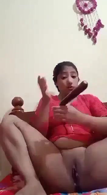 Horny Bhabhi riding baigan
