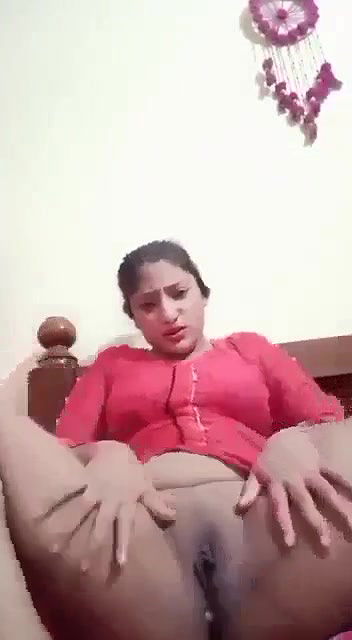 Horny Bhabhi riding baigan