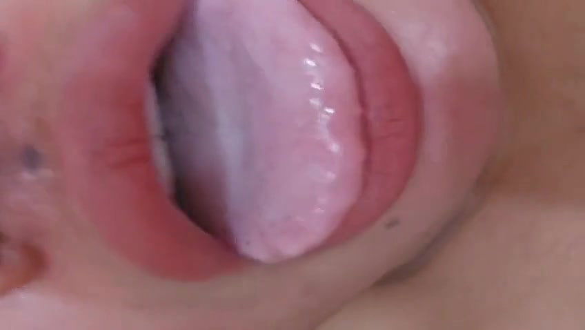 Horny Bengali Girl Showing Fingering