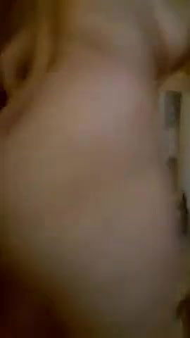 Horny Indian aunty exposing her shaved pussy