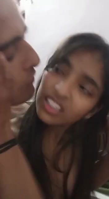 Nude Indian GF drinking beer MMS video