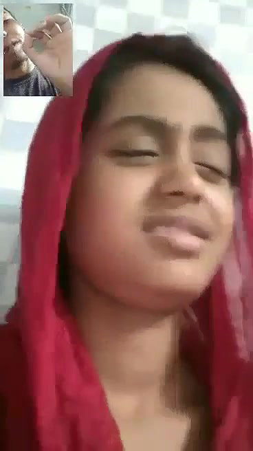 Bangladeshi Beautiful Cute Girl Showing Pussy