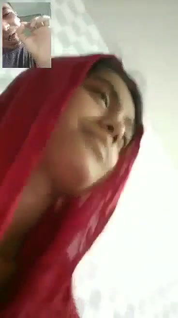 Bangladeshi Beautiful Cute Girl Showing Pussy