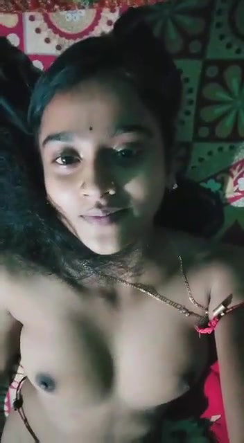 Beautiful Cute Bengali Girl New Clip