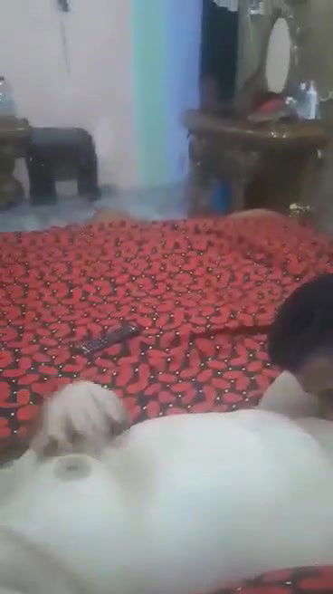 Beautiful Married paki wife