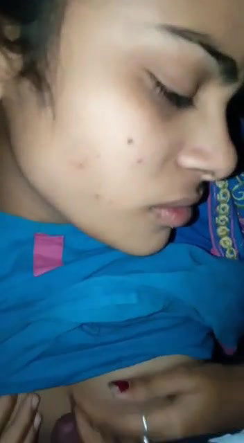 Desi Gf Sucking And Nude Exposed By Bf Clip 2