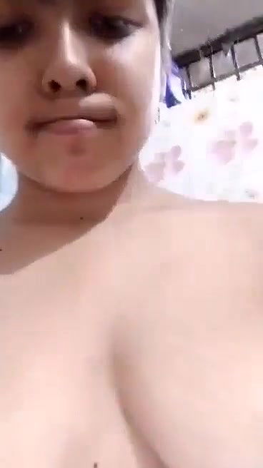 chubby desi girl showing assets