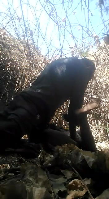 gaon ki bhabhi ko khule mein choda