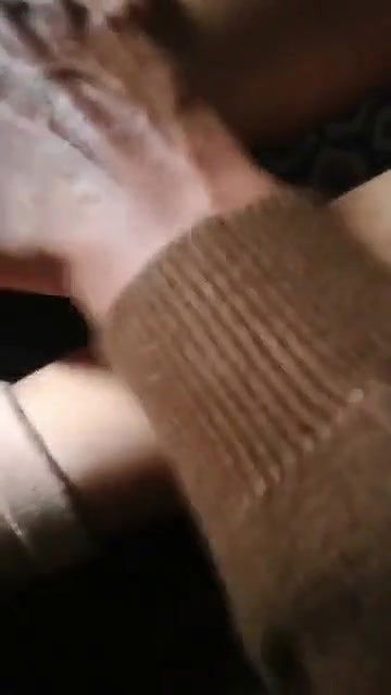 devar ne massage krte hue bhabhi ki chut ki video banayi